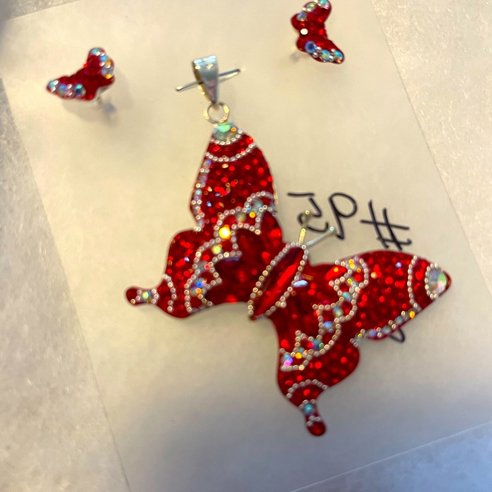 New red butterfly pendant